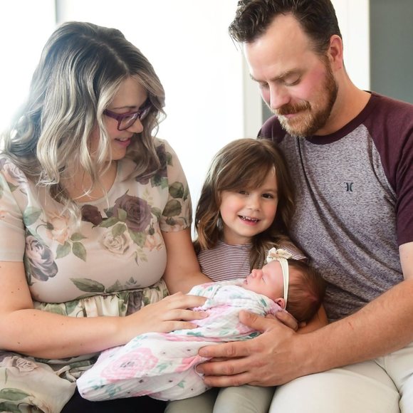 Meet your Posher, Loreli - Picture 1 of 1